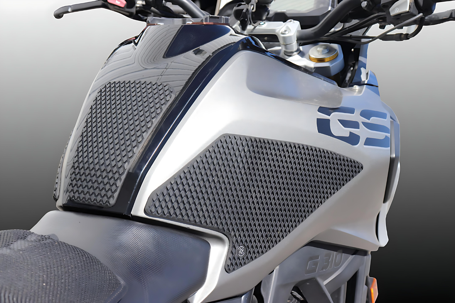 Techspec 62-1026-SS Snake Skin Tank Grips (BMW G 310 GS 2017+)
