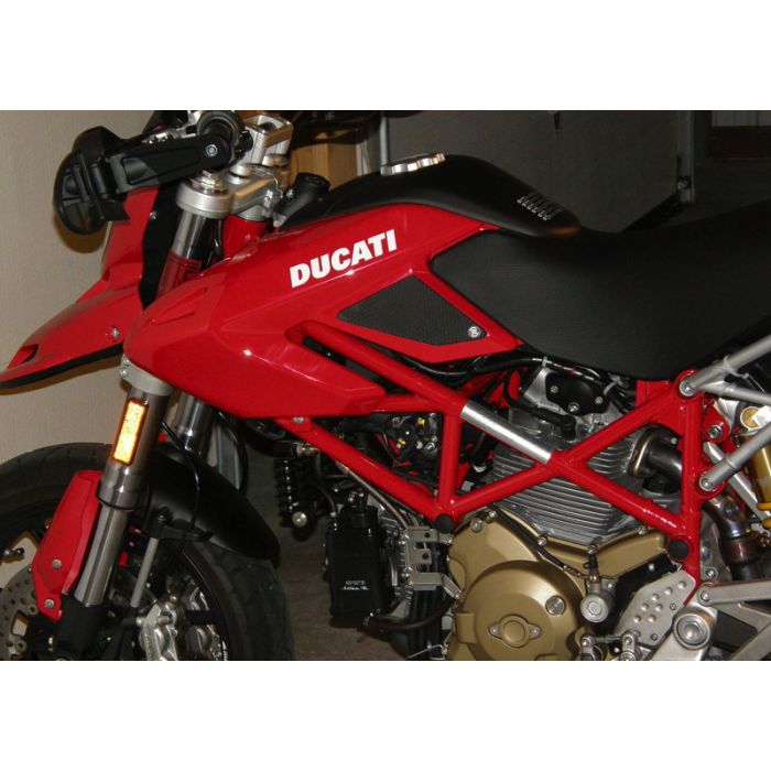 Techspec 62-0092-SS Snake Skin Tank Grips (Ducati Hypermotard 2007-12)