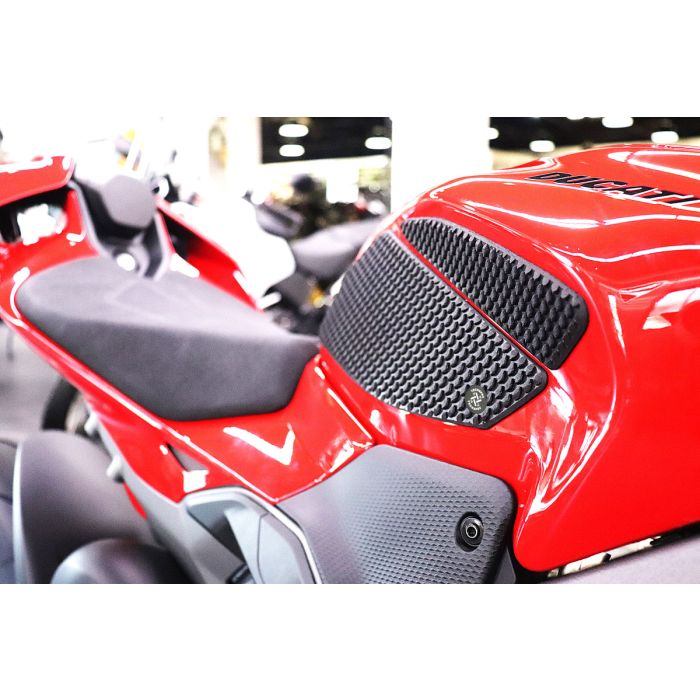 Techspec 62-1531-SS Snake Skin Tank Grips (Ducati Panigale V4 2025+)