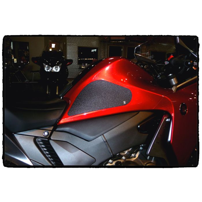 Techspec 62-2000-SS Snake Skin Tank Grips (Honda VFR1200 2010-2014)