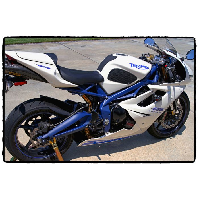 Techspec 62-0049-SS Snake Skin Tank Grips (Triumph Daytona 675 2006-2012 / Street Triple 2009-2012, Dave Moss Design)