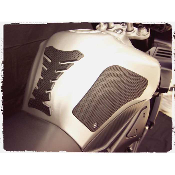 Techspec 62-0097-SS Snake Skin Tank Grips (Yamaha FZ1 2006+)