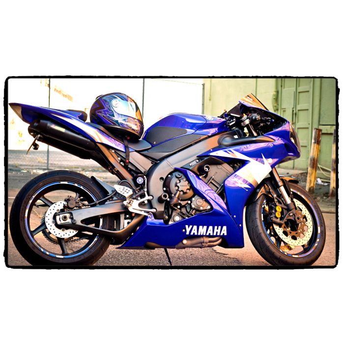 Techspec 62-0043-SS Snake Skin Tank Grips (Yamaha R1 2004-2006)