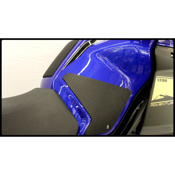 Techspec 62-4012-SS Snake Skin Tank Grips (Yamaha Super Tenere Design)