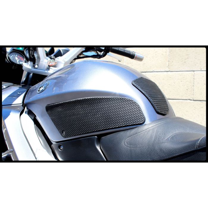Techspec 62-0047-SS Snake Skin Tank Grips (Yamaha FJR1300 2001-2005)
