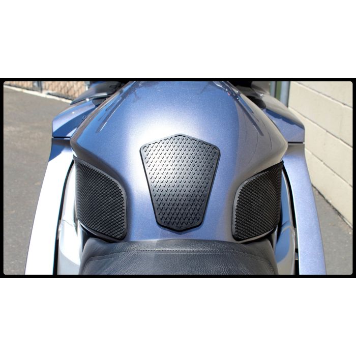 Techspec 62-0047-SS Snake Skin Tank Grips (Yamaha FJR1300 2001-2005)