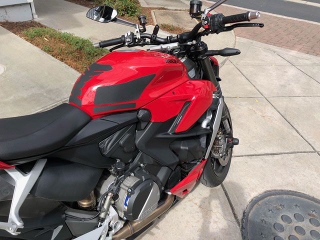 TechSpec 2022+ Panigale V4 V2 XL2 Tank Grips