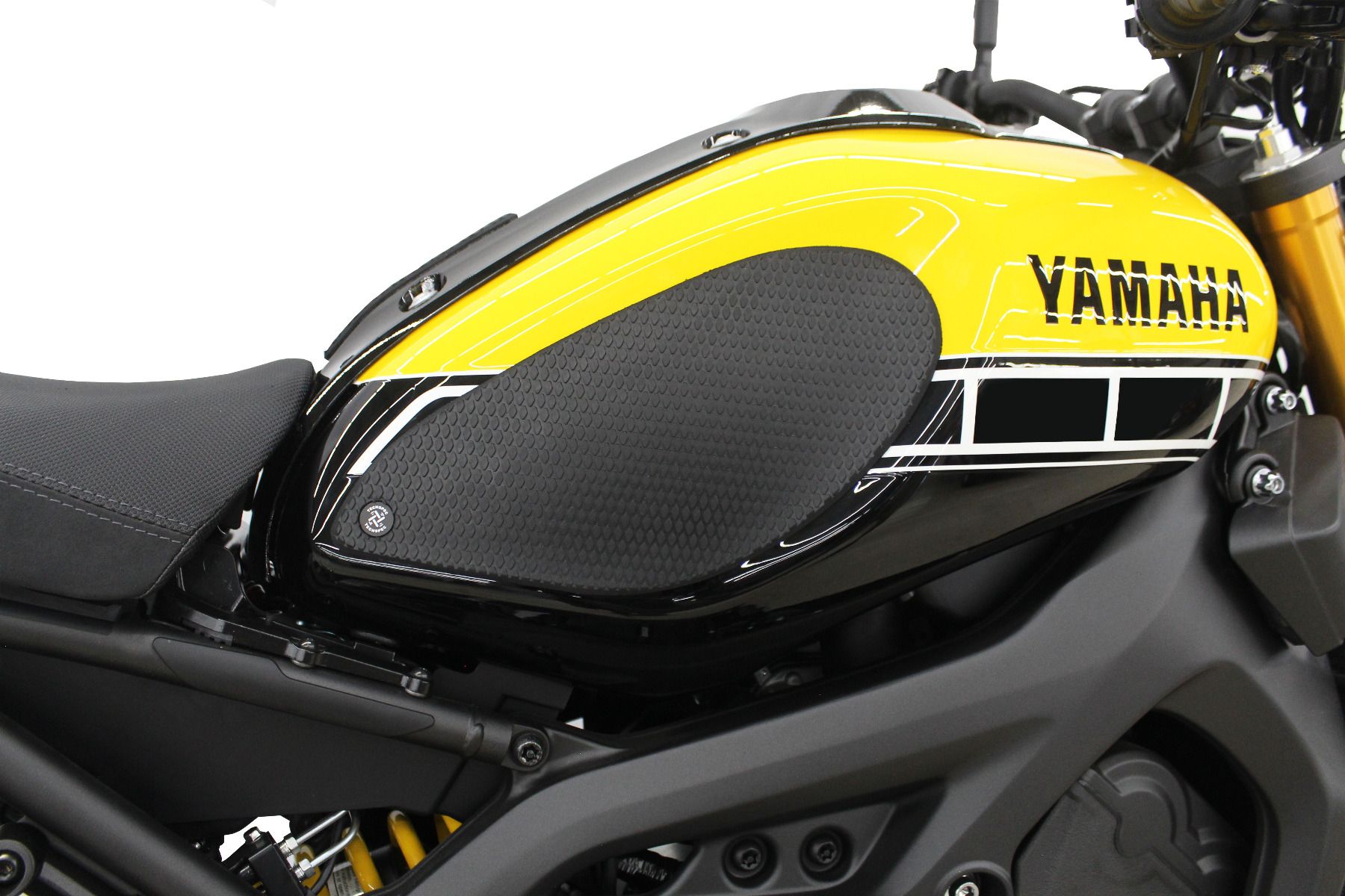 TechSpec 2016-2021 Yamaha XSR900 Snake Skin Tank Grips