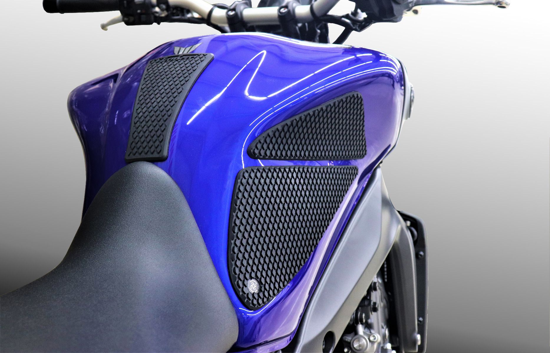 TechSpec 2021-2023 Yamaha FZ-09 MT-09 Snake Skin Tank Grips