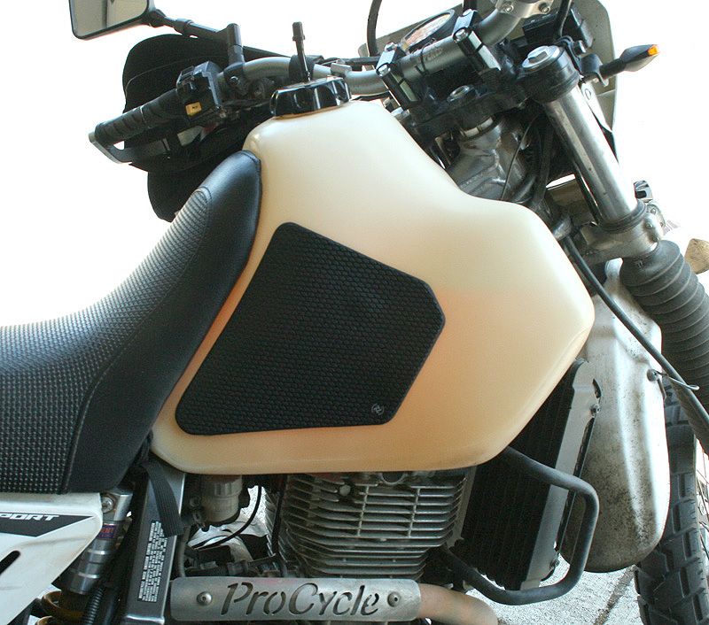 TechSpec Suzuki DR650 Acerbis Snake Skin Tank Grips