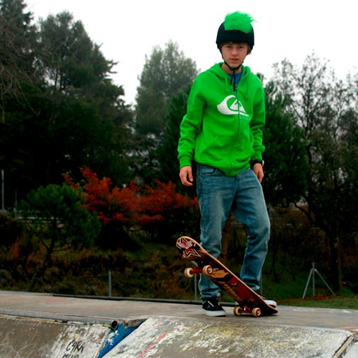 Coolcasc Furry green Helmet Cover