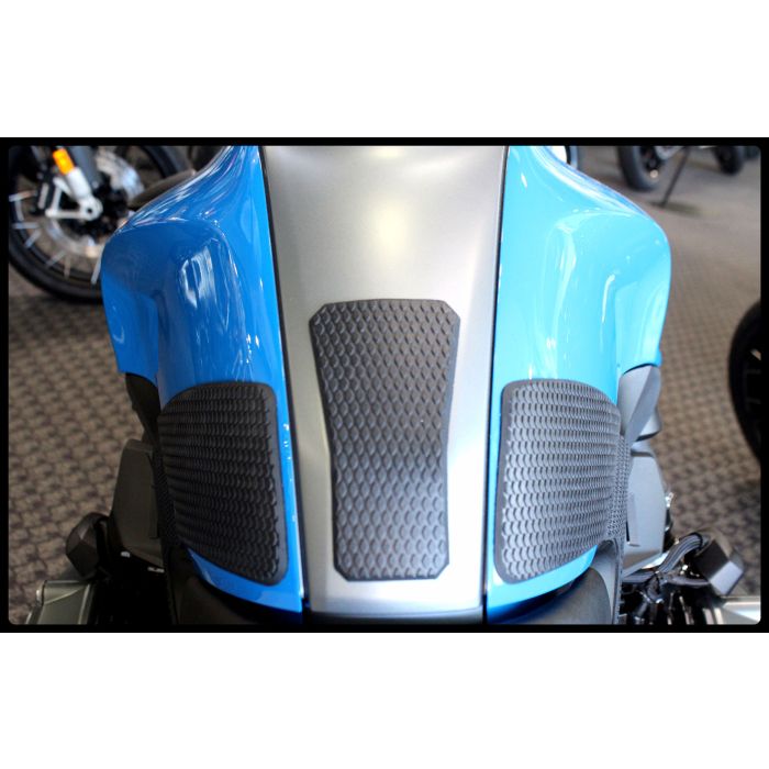 Techspec 62-1017-SS Snake Skin Tank Grips (BMW R1200 / 1250 R 2015+)