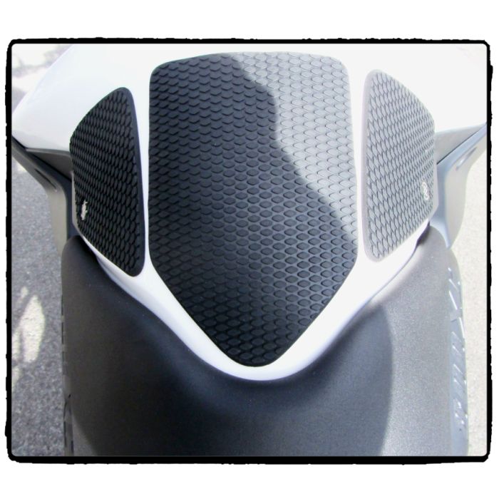 Techspec 62-3505-SS Snake Skin Tank Grips (Triumph Tiger 800 XC 2011+)