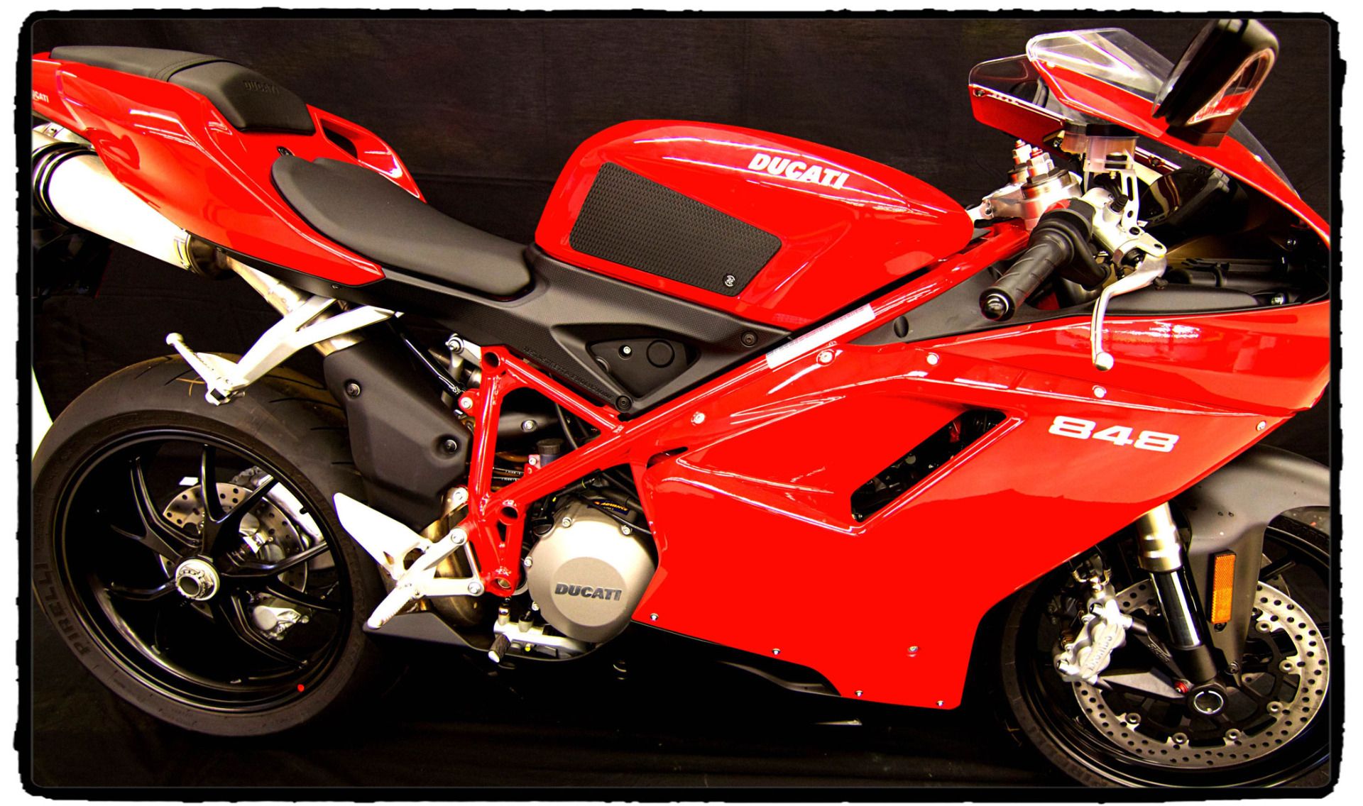 TechSpec 2007-2013 Ducati 1198 1098 848 Snake Skin Tank Grips