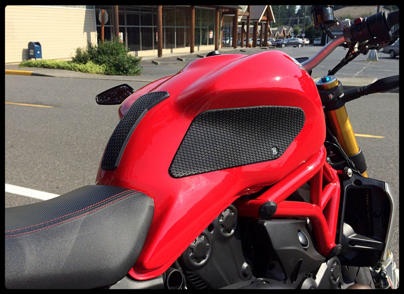 TechSpec 2014-2016 Ducati Monster 821 1200R Snake Skin Tank Grips