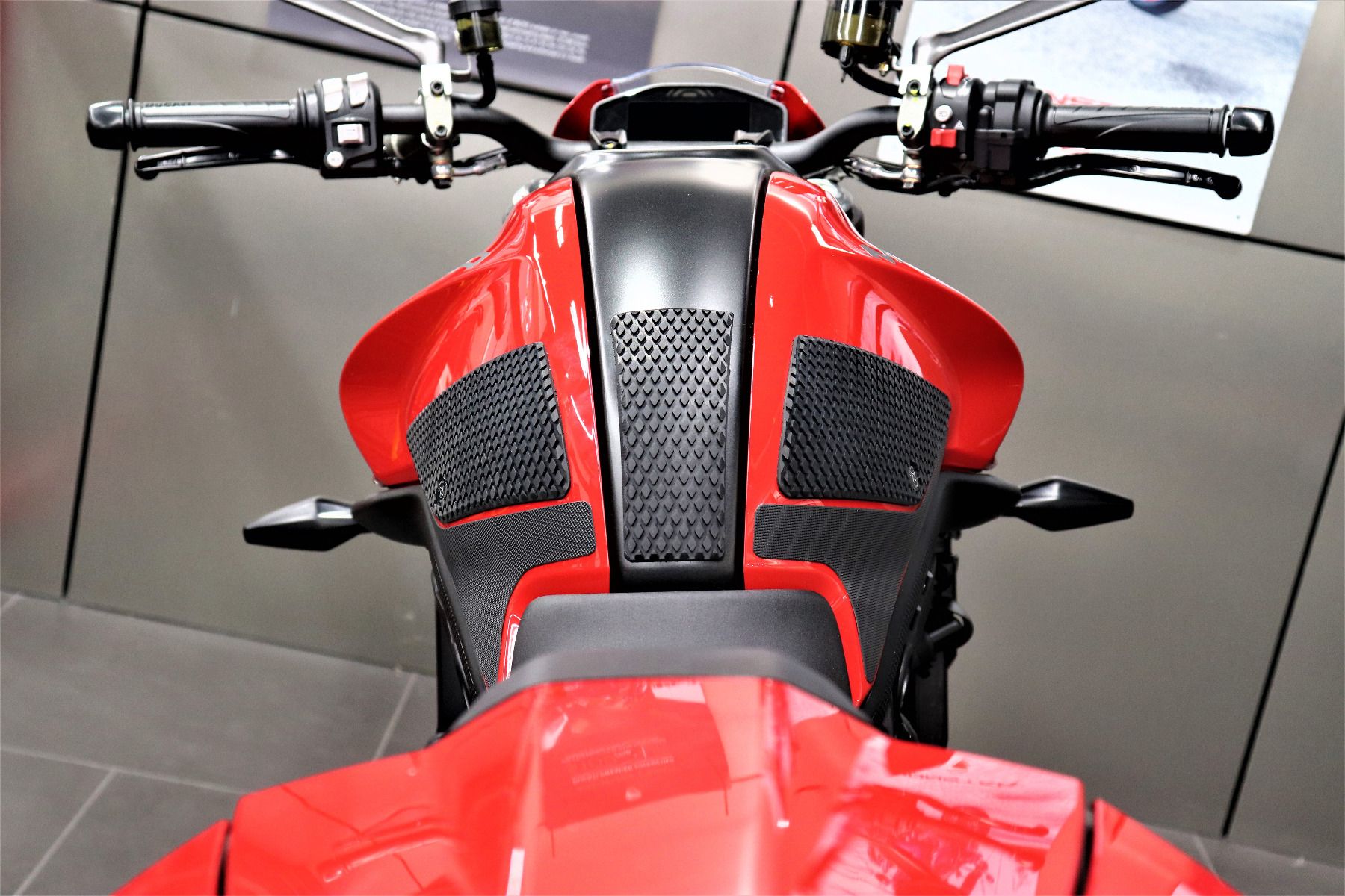 TechSpec 2021+ Ducati Monster Snake Skin Tank Grips