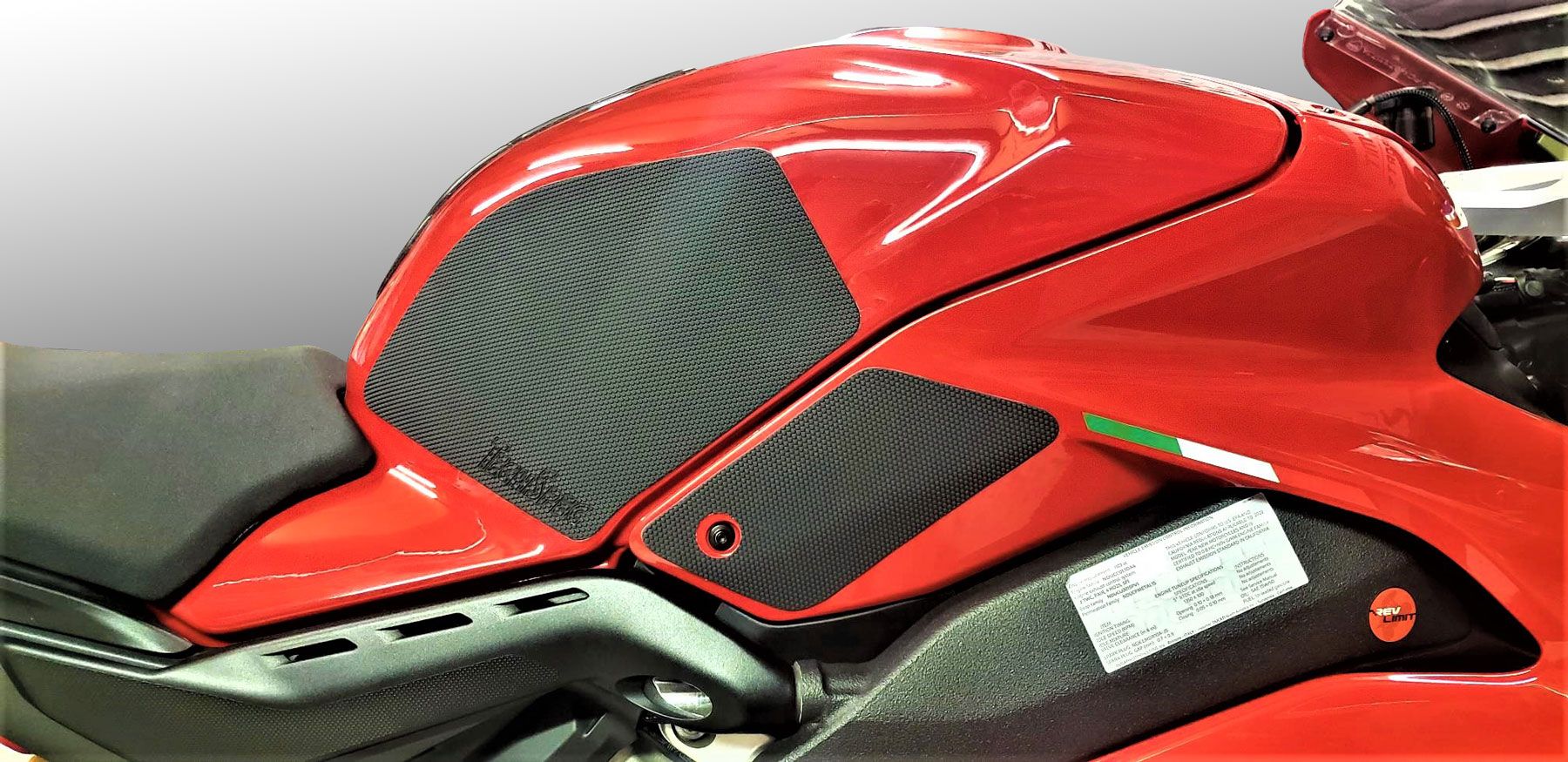 TechSpec 2018+ Ducati V4 Snake Skin Tank Grips