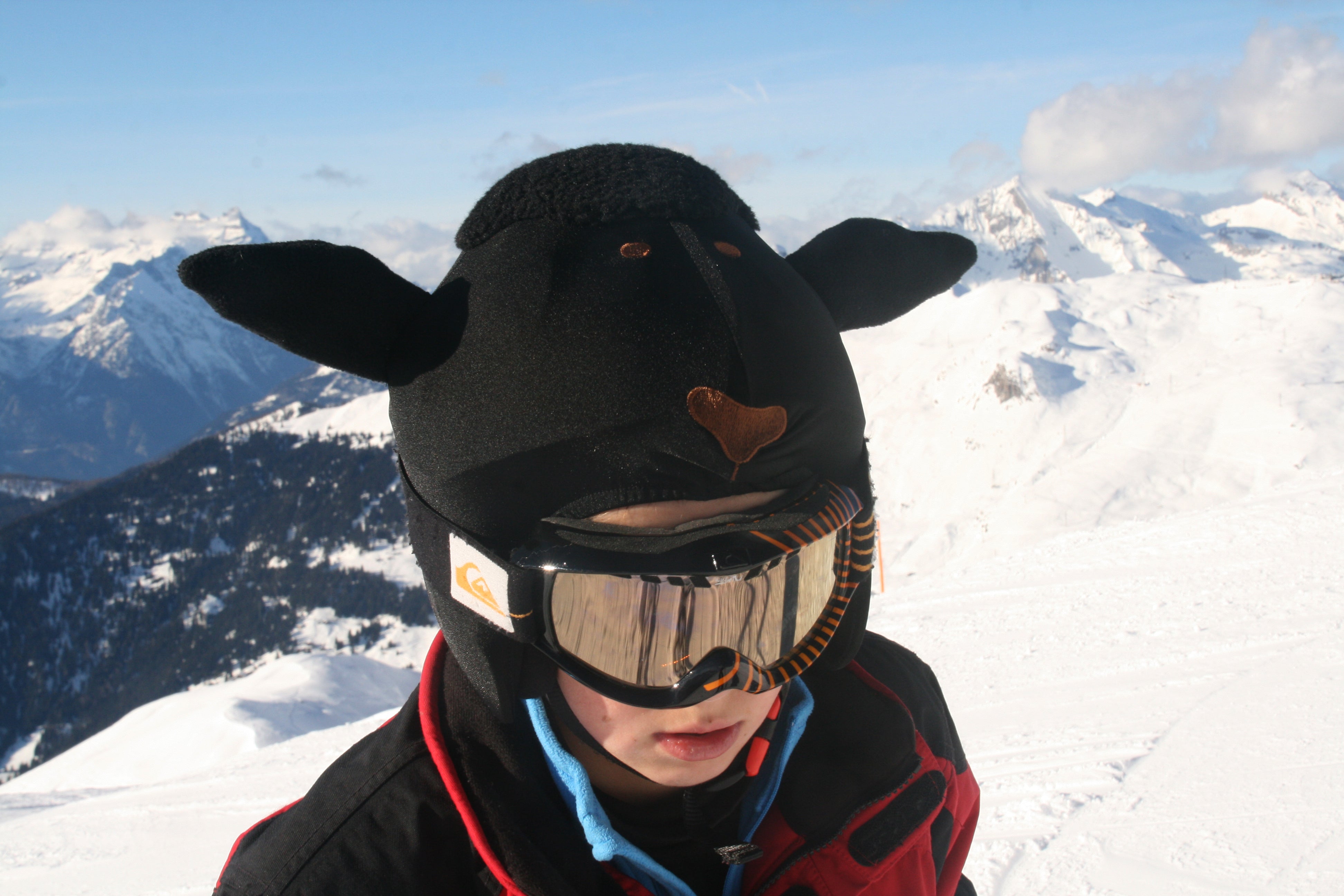 Coolcasc Black Sheep Multisport Helmet Cover