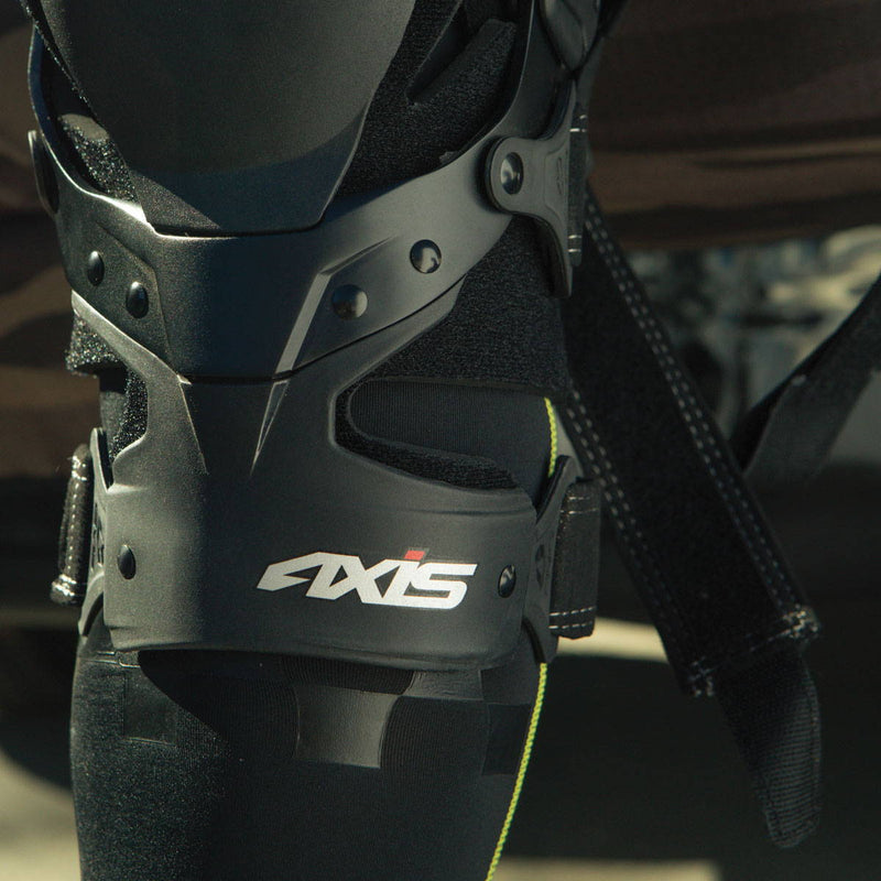 EVS Axis Sport Motocross Knee Brace (Pair) (SM-XL)